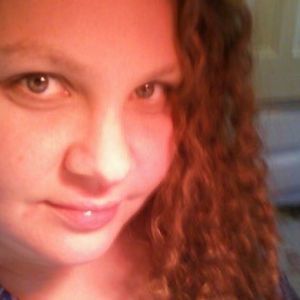 Meet your Posher, Lynette